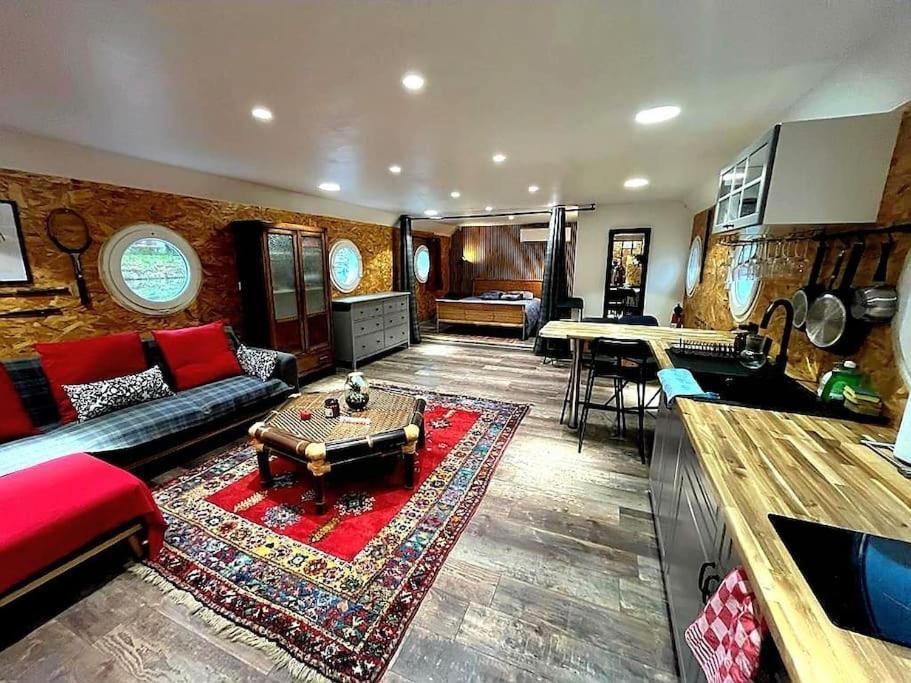 Magnifique Peniche Cosy Et Spacieuse A Apartment *