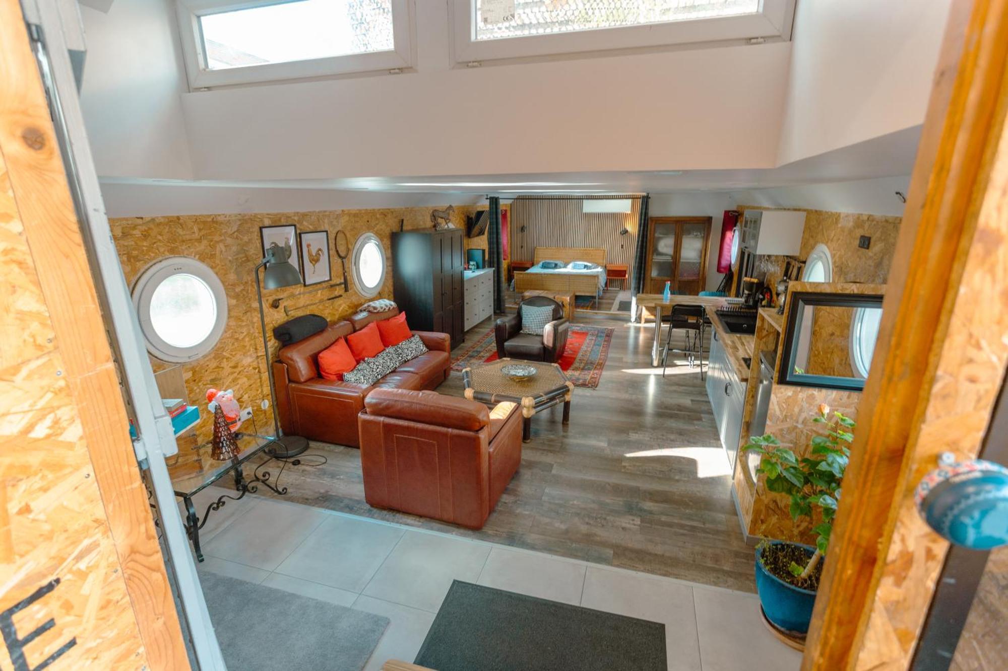 Magnifique Peniche Cosy Et Spacieuse A Apartment Toulouse